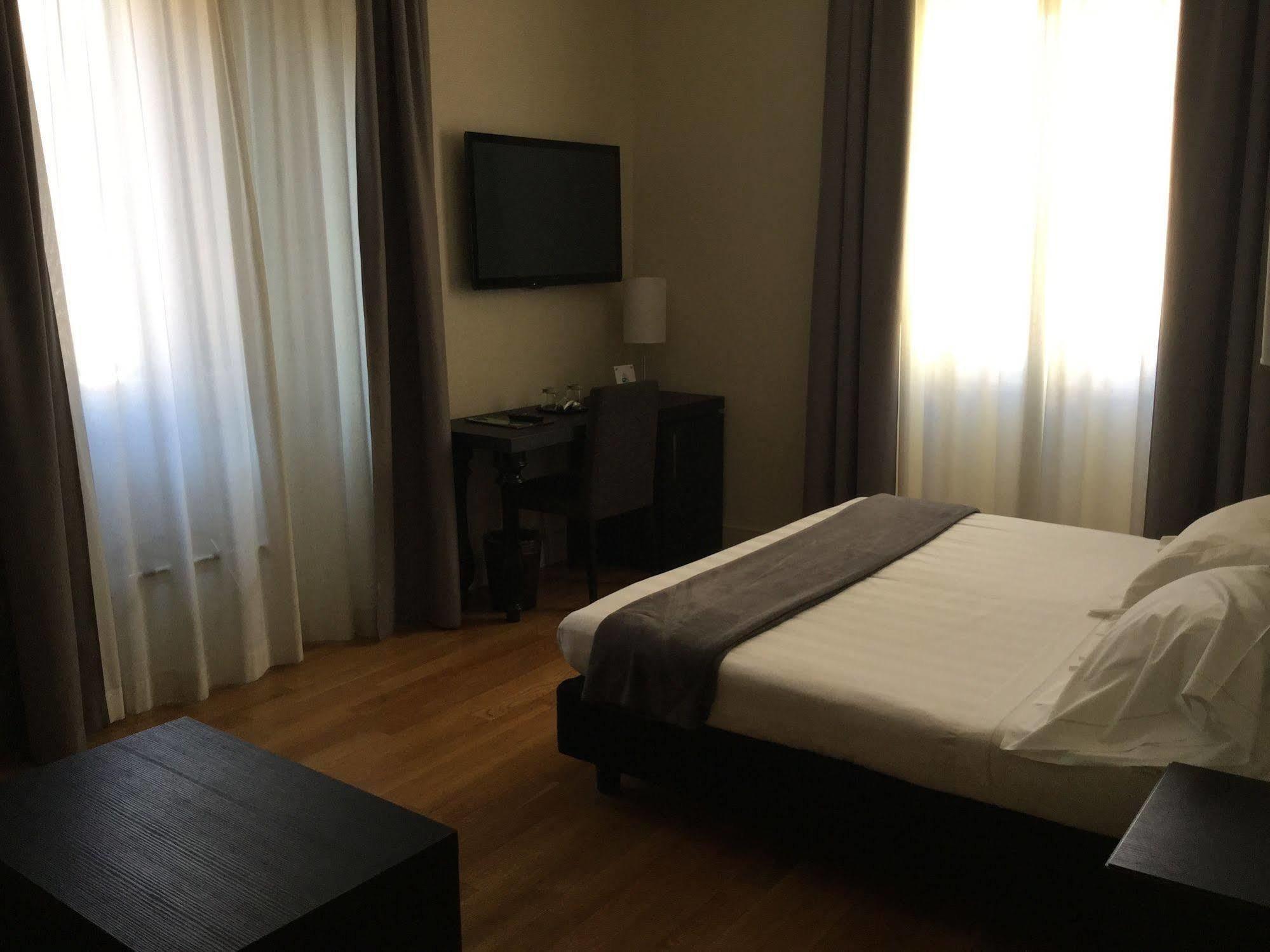 Rhome Terminal Guest House Řím Exteriér fotografie