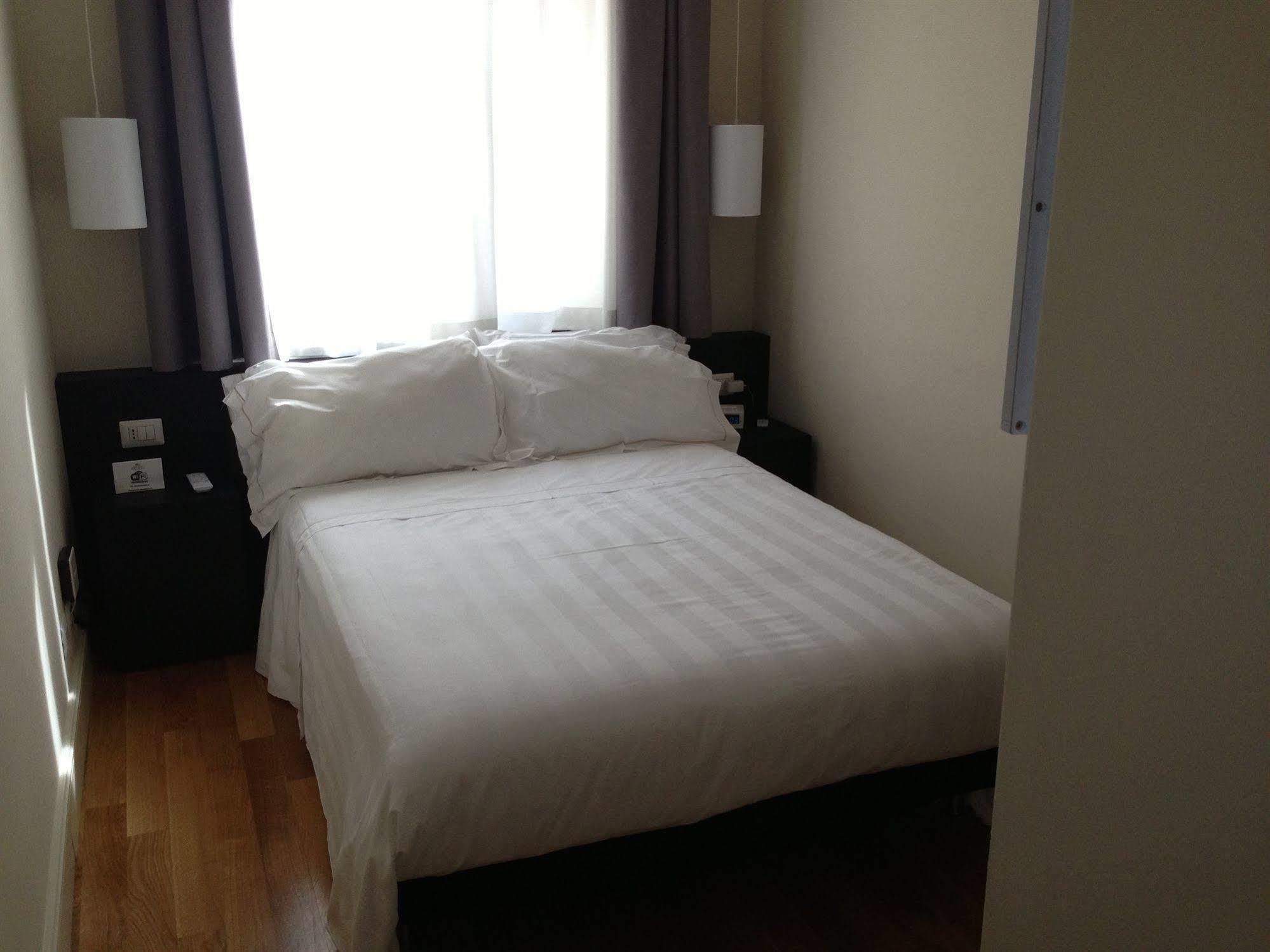 Rhome Terminal Guest House Řím Exteriér fotografie